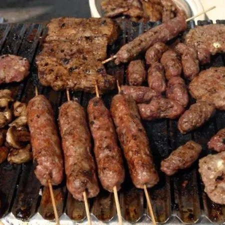 Vikend Kuca Za Dnevni Boravak Casa de Férias *