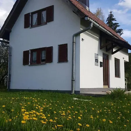 Vikend Kuca Za Dnevni Boravak * Pale