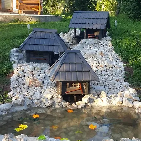 Casa de Férias Vikend Kuca Za Dnevni Boravak