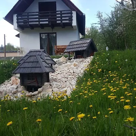 Holiday home Vikend Kuca Za Dnevni Boravak Pale